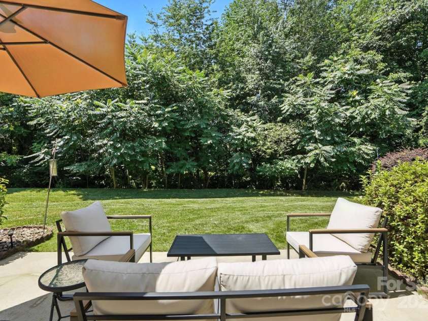 15508 Normans Landing Drive, Charlotte, NC 28273.  MLS# CAR4273570, YatesRealty ID 22172. 