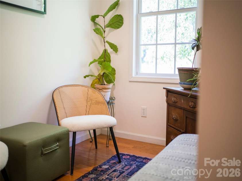 64 Wyoming Road, Asheville, NC 28803.  MLS# CAR4398091, YatesRealty ID 22172. 