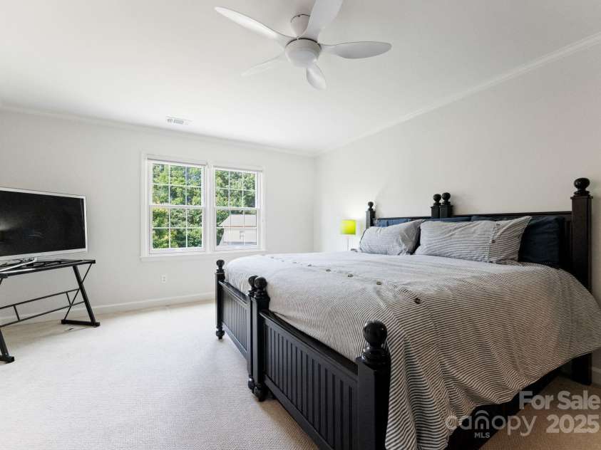 2324 Kingsmill Terrace, Charlotte, NC 28270.  MLS# CAR4272407, YatesRealty ID 22173. 