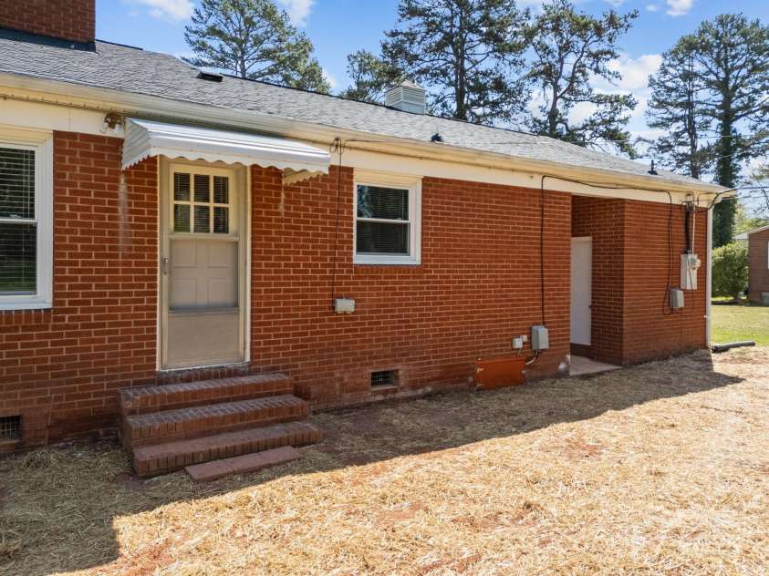 1023 Terrace Drive, Salisbury, NC 28146.  MLS# CAR4239139, YatesRealty ID 22174. 