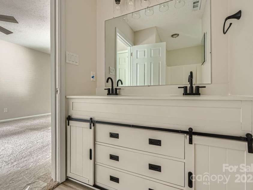 5817 Rocky Mount Court, Charlotte, NC 28214.  MLS# CAR4270312, YatesRealty ID 22175. 