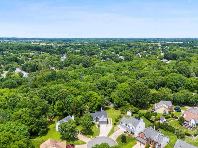 13832 Queenswater Lane, Charlotte, NC 28273.  MLS# CAR4268764, YatesRealty ID 22176. 