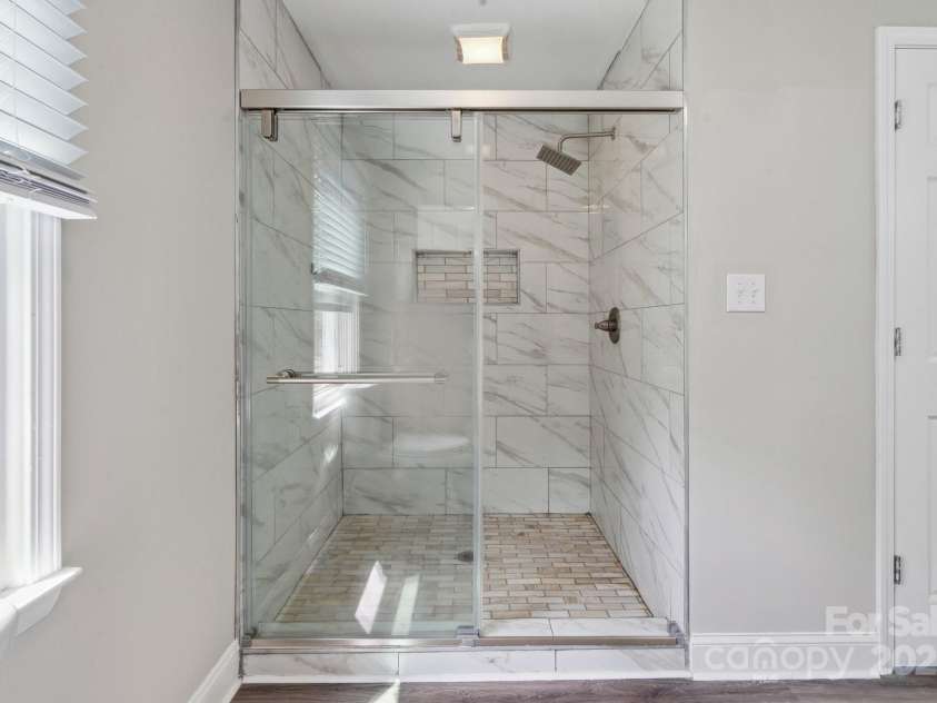 554 Isle Of Pines Road, Mooresville, NC 28117.  MLS# CAR4259799, YatesRealty ID 22177. 