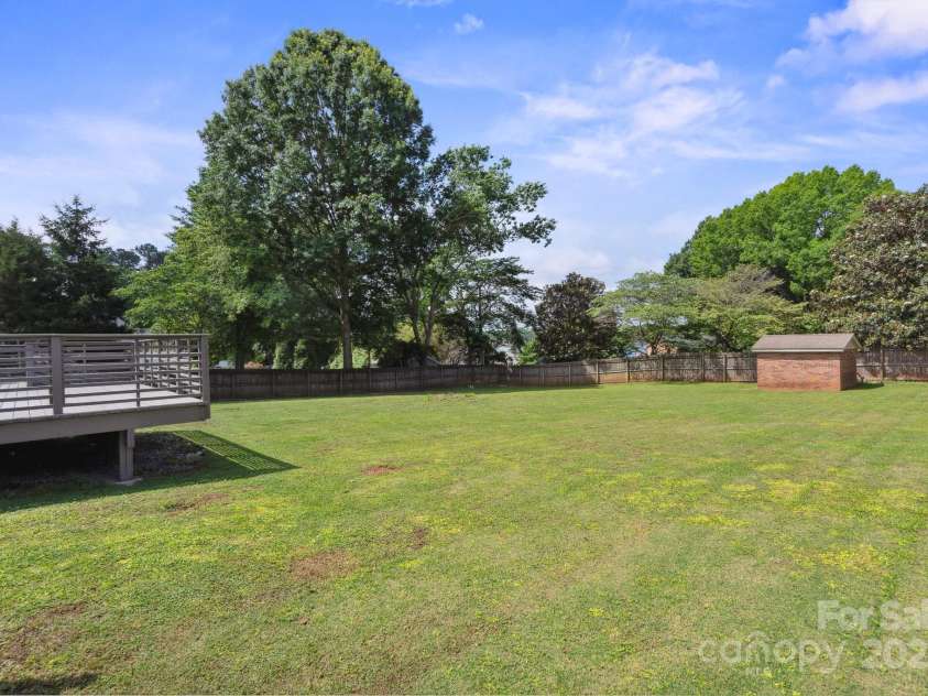 554 Isle Of Pines Road, Mooresville, NC 28117.  MLS# CAR4259799, YatesRealty ID 22177. 