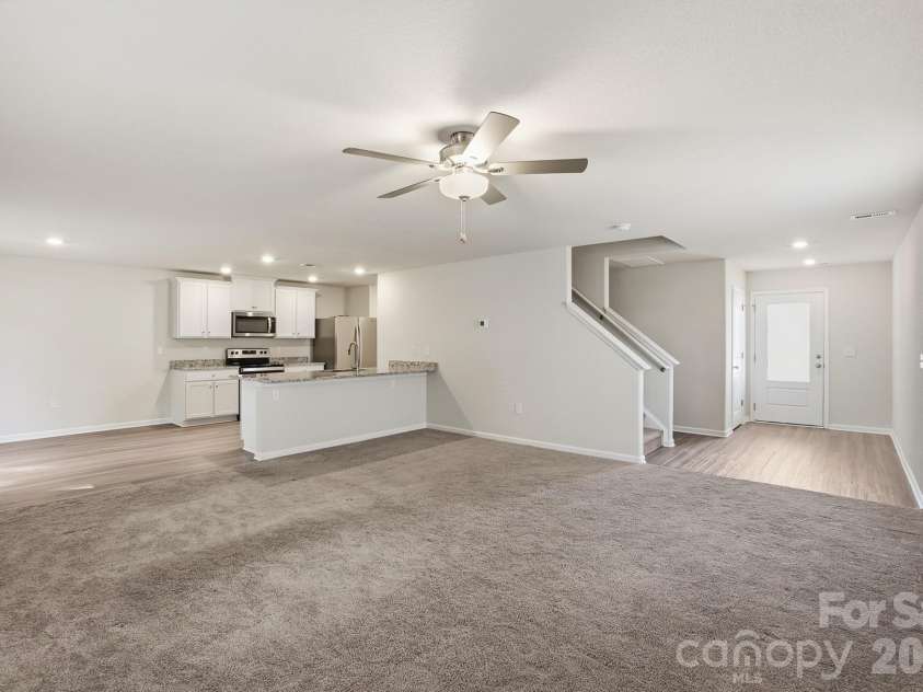 509 Hawley Street, Charlotte, NC 28214.  MLS# CAR4376916, YatesRealty ID 22179. 