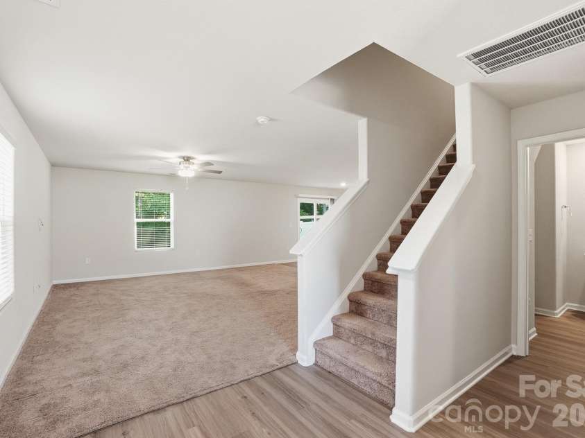509 Hawley Street, Charlotte, NC 28214.  MLS# CAR4376916, YatesRealty ID 22179. 