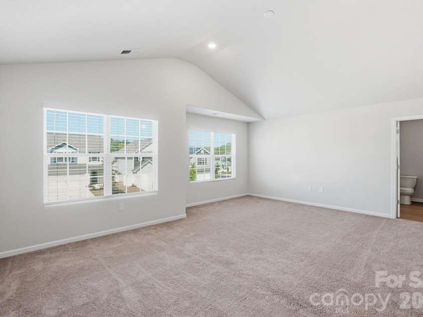 509 Hawley Street, Charlotte, NC 28214.  MLS# CAR4376916, YatesRealty ID 22179. 