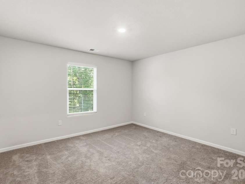 509 Hawley Street, Charlotte, NC 28214.  MLS# CAR4376916, YatesRealty ID 22179. 