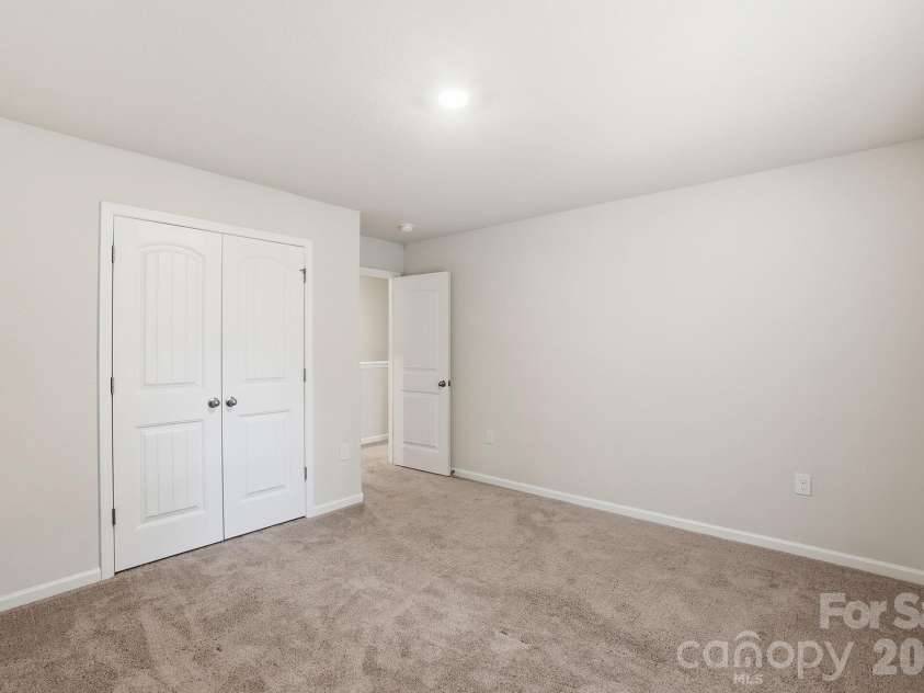 509 Hawley Street, Charlotte, NC 28214.  MLS# CAR4376916, YatesRealty ID 22179. 