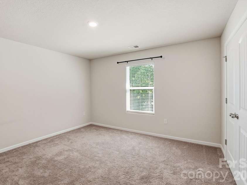 509 Hawley Street, Charlotte, NC 28214.  MLS# CAR4376916, YatesRealty ID 22179. 