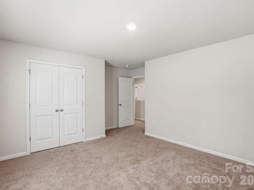 509 Hawley Street, Charlotte, NC 28214.  MLS# CAR4376916, YatesRealty ID 22179. 