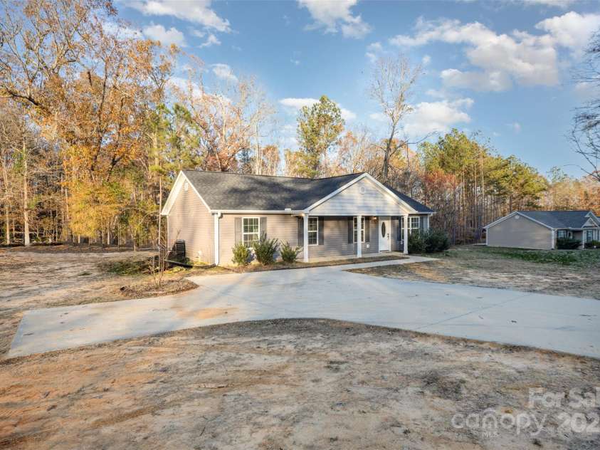 1681 Evans Drive, Lancaster, SC 29720.  MLS# CAR4197844, YatesRealty ID 2218. 