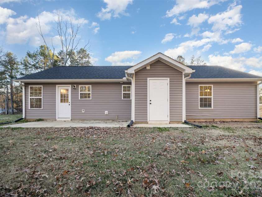 1681 Evans Drive, Lancaster, SC 29720.  MLS# CAR4197844, YatesRealty ID 2218. 
