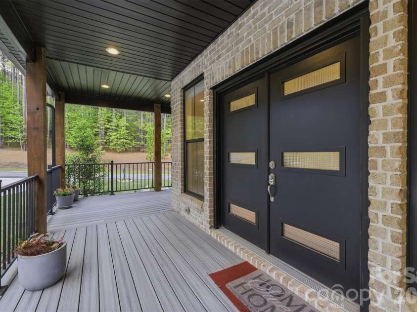 100 White Fawn Circle, Granite Falls, NC 28630.  MLS# CAR4377775, YatesRealty ID 22180. 