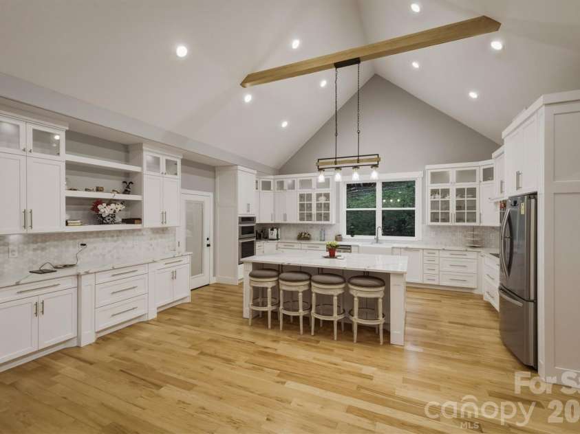 100 White Fawn Circle, Granite Falls, NC 28630.  MLS# CAR4377775, YatesRealty ID 22180. 