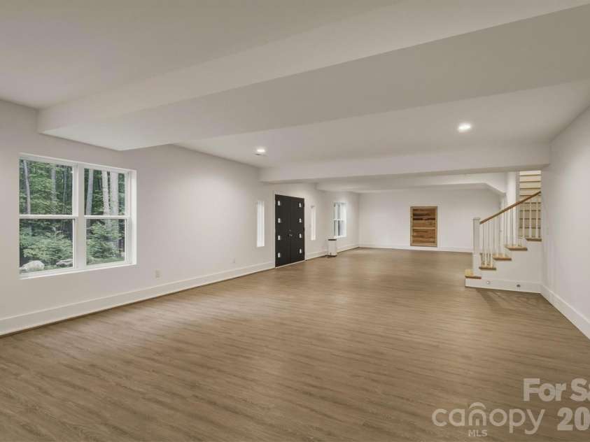 100 White Fawn Circle, Granite Falls, NC 28630.  MLS# CAR4377775, YatesRealty ID 22180. 