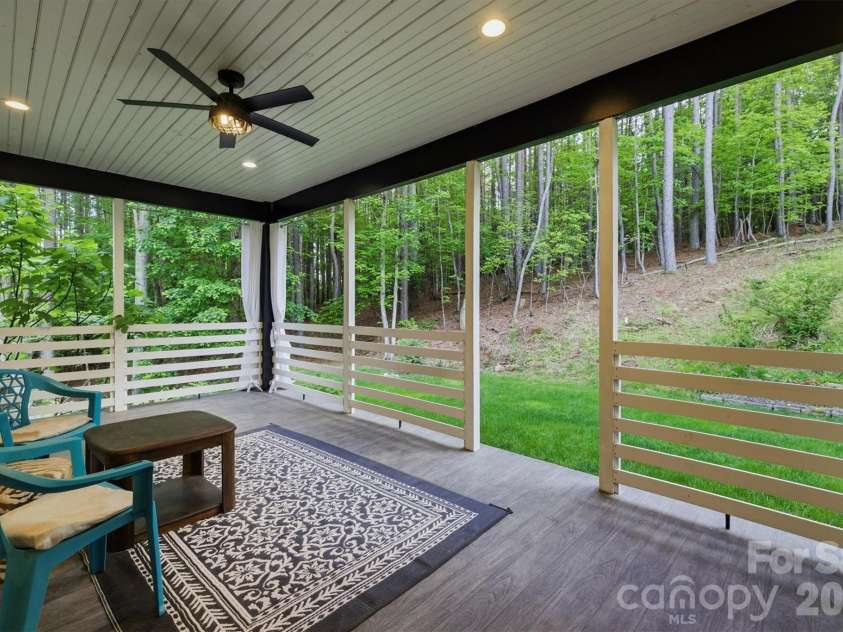 100 White Fawn Circle, Granite Falls, NC 28630.  MLS# CAR4377775, YatesRealty ID 22180. 