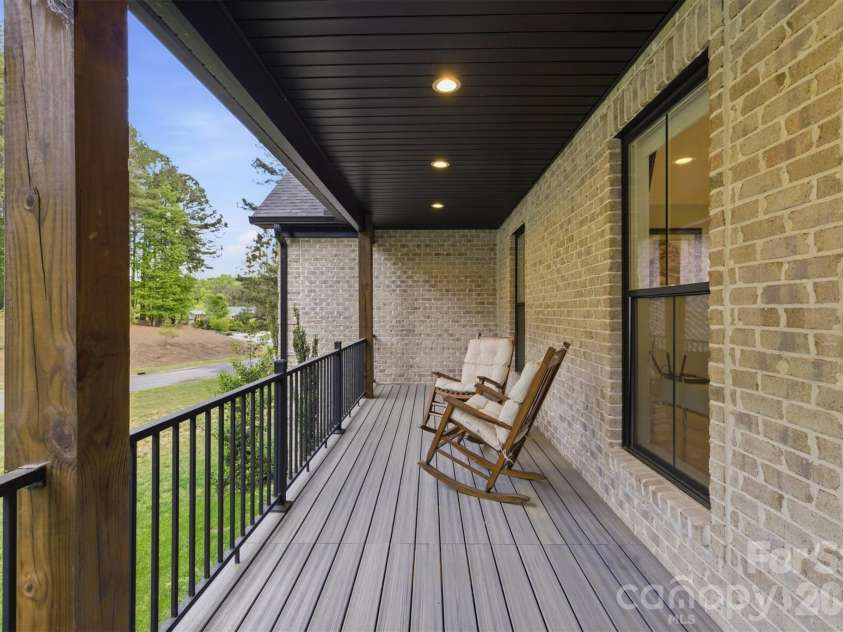 100 White Fawn Circle, Granite Falls, NC 28630.  MLS# CAR4377775, YatesRealty ID 22180. 