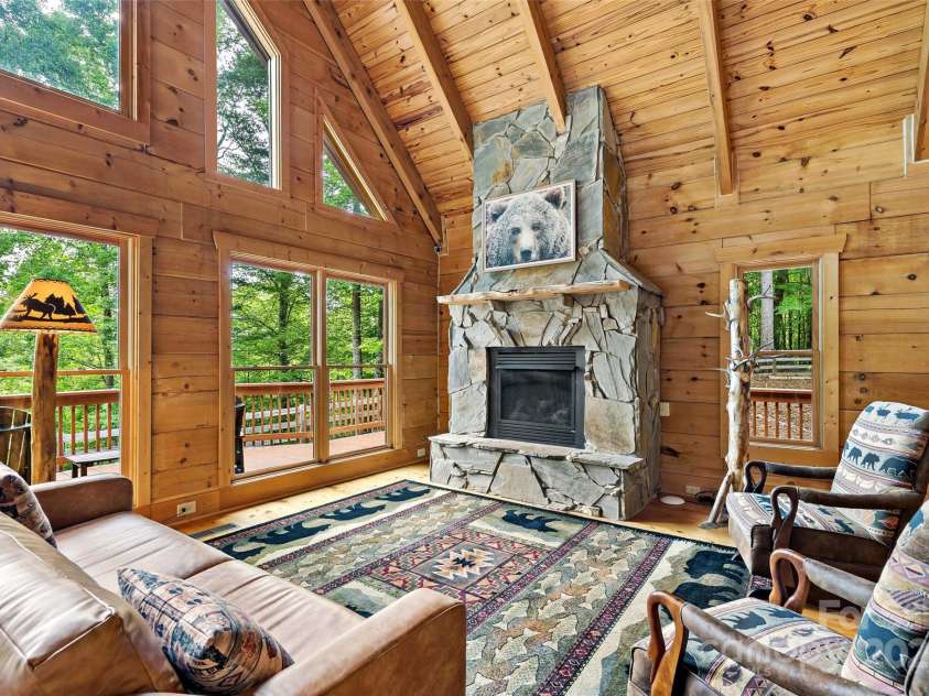 77 Pepperwood Drive, Marion, NC 28752.  MLS# CAR4258822, YatesRealty ID 22180. 