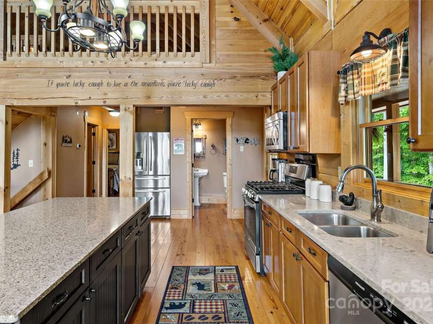 77 Pepperwood Drive, Marion, NC 28752.  MLS# CAR4258822, YatesRealty ID 22180. 