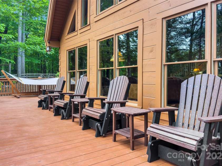 77 Pepperwood Drive, Marion, NC 28752.  MLS# CAR4258822, YatesRealty ID 22180. 