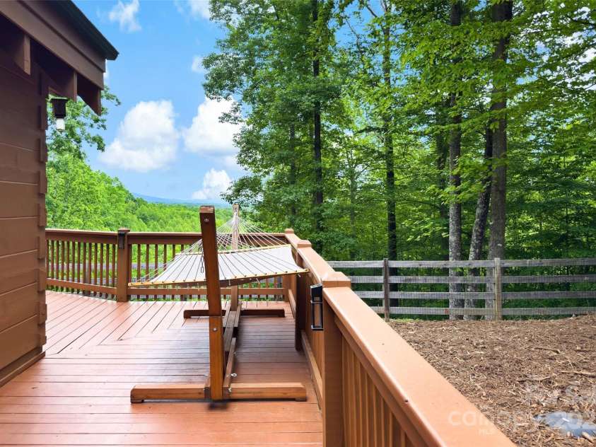 77 Pepperwood Drive, Marion, NC 28752.  MLS# CAR4258822, YatesRealty ID 22180. 