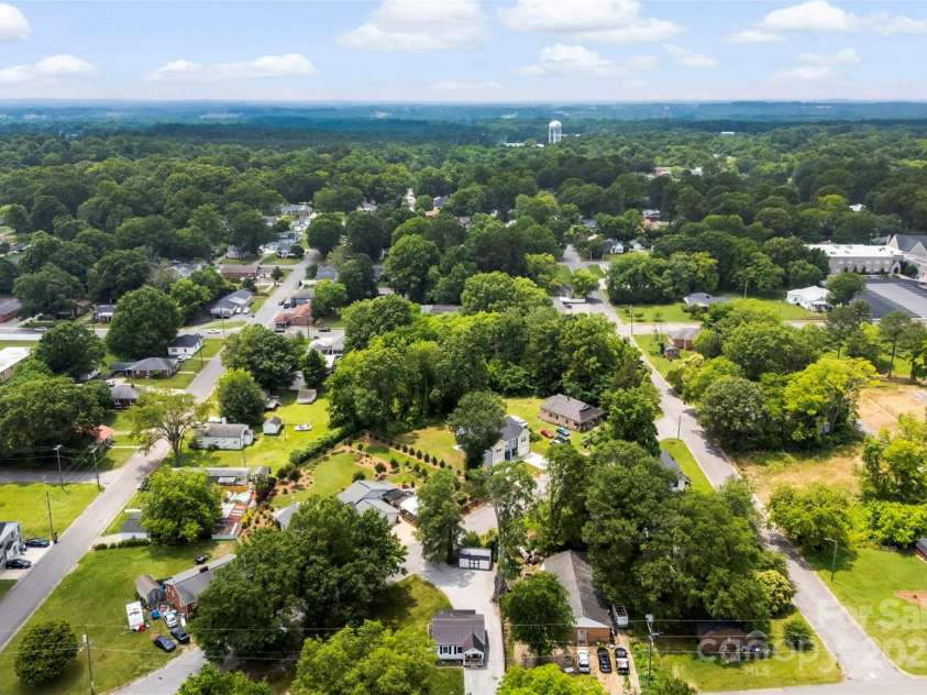 310 Jacob Street, Cherryville, NC 28021.  MLS# CAR4267883, YatesRealty ID 22181. 