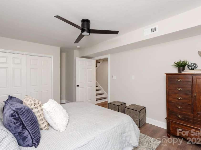 1096 Palmyra Drive, Tega Cay, SC 29708.  MLS# CAR4258396, YatesRealty ID 22182. 