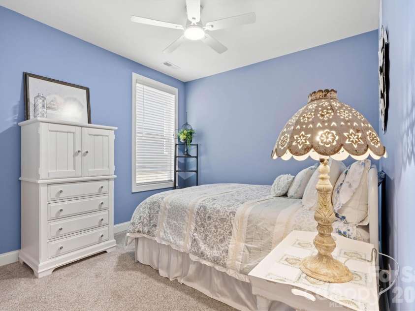 12520 Old Iron Lane, Charlotte, NC 28215.  MLS# CAR4377429, YatesRealty ID 22182. 