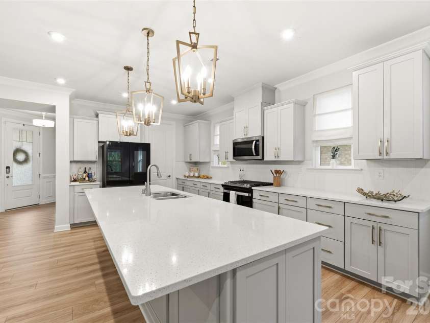 9534 Liberty Hill Drive, Mint Hill, NC 28227.  MLS# CAR4378048, YatesRealty ID 22183. 