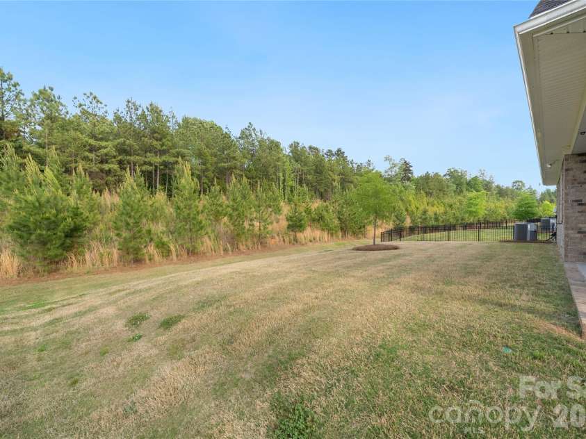 9534 Liberty Hill Drive, Mint Hill, NC 28227.  MLS# CAR4378048, YatesRealty ID 22183. 