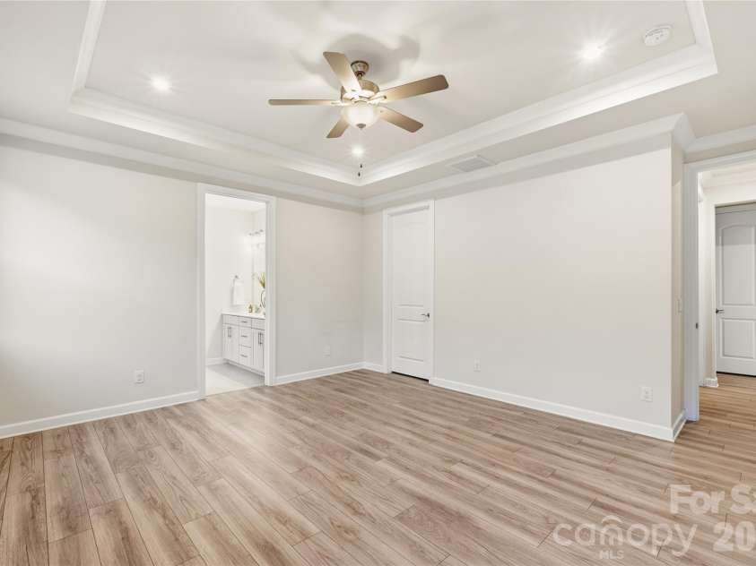 9534 Liberty Hill Drive, Mint Hill, NC 28227.  MLS# CAR4378048, YatesRealty ID 22183. Primary BR
