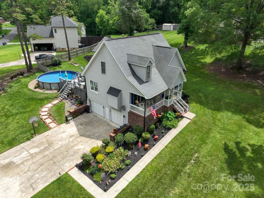 240 Hillcrest Drive, Harrisburg, NC 28075.  MLS# CAR4264116, YatesRealty ID 22184. 