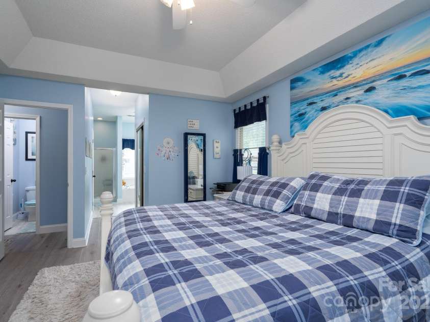 240 Hillcrest Drive, Harrisburg, NC 28075.  MLS# CAR4264116, YatesRealty ID 22184. Pri Bed