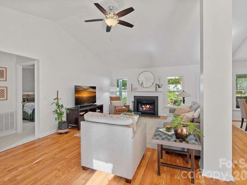 154 Quiet Cove Road, Mooresville, NC 28117.  MLS# CAR4377824, YatesRealty ID 22185. 