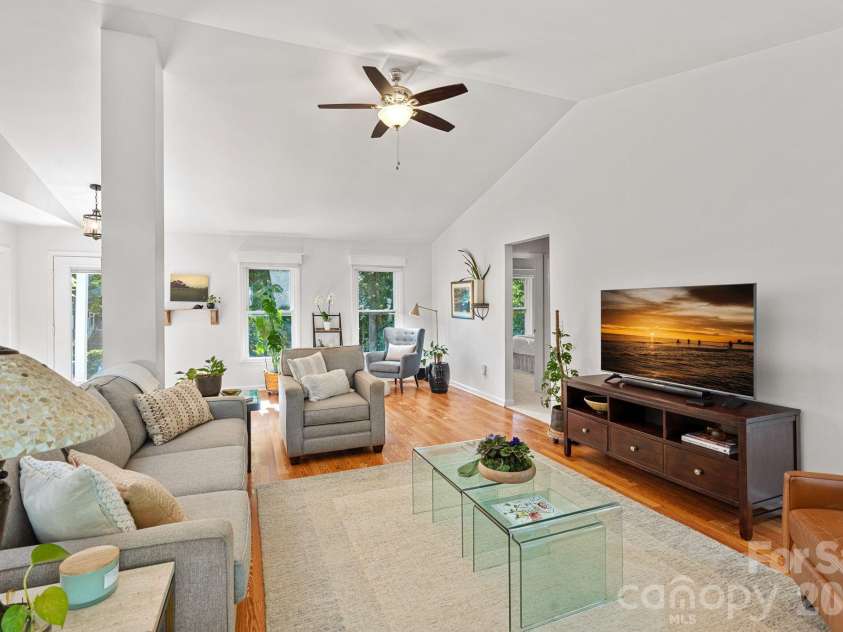 154 Quiet Cove Road, Mooresville, NC 28117.  MLS# CAR4377824, YatesRealty ID 22185. 