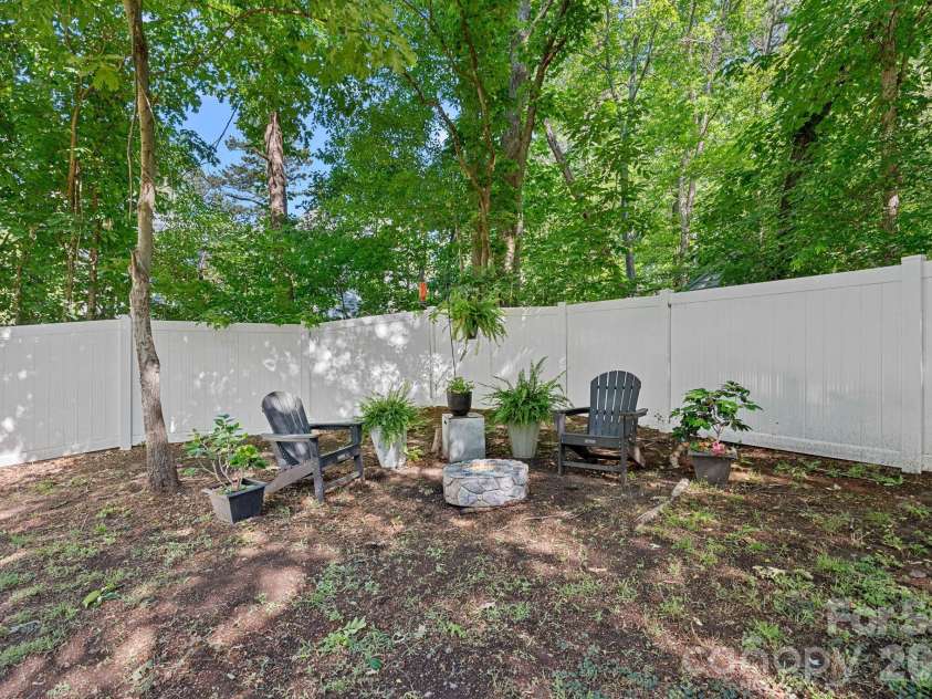 154 Quiet Cove Road, Mooresville, NC 28117.  MLS# CAR4377824, YatesRealty ID 22185. 
