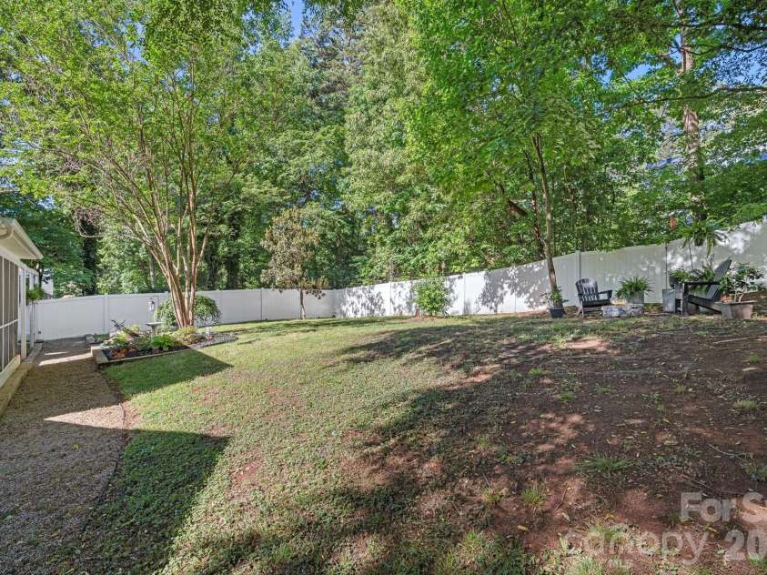 154 Quiet Cove Road, Mooresville, NC 28117.  MLS# CAR4377824, YatesRealty ID 22185. 