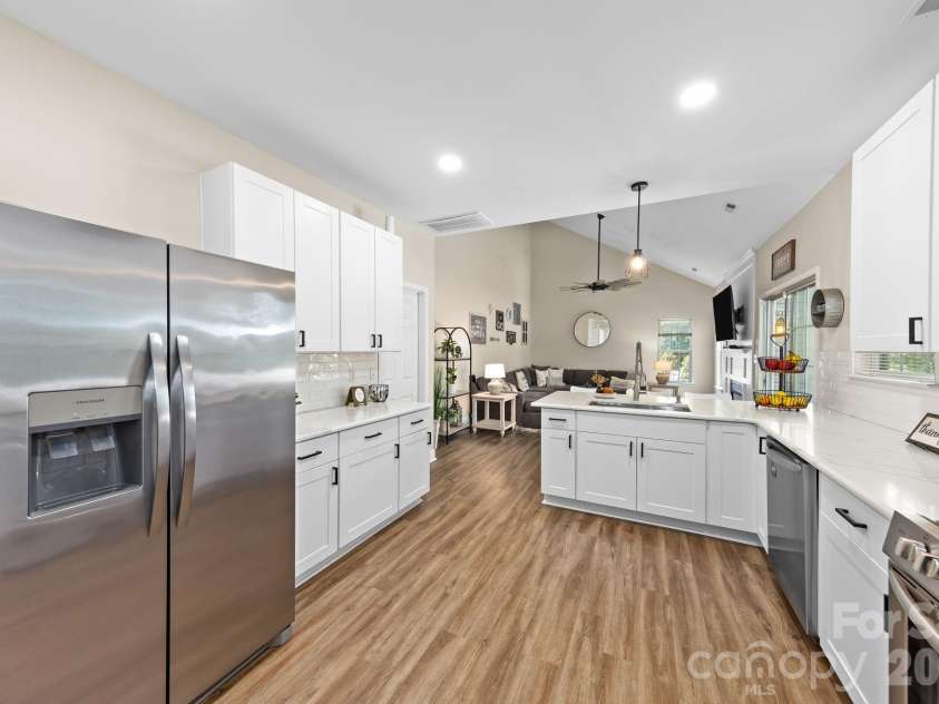 146 Comata Road, Mooresville, NC 28117.  MLS# CAR4380267, YatesRealty ID 22187. 