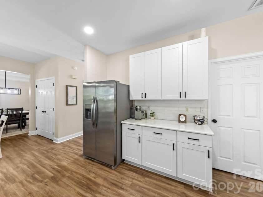 146 Comata Road, Mooresville, NC 28117.  MLS# CAR4380267, YatesRealty ID 22187. 