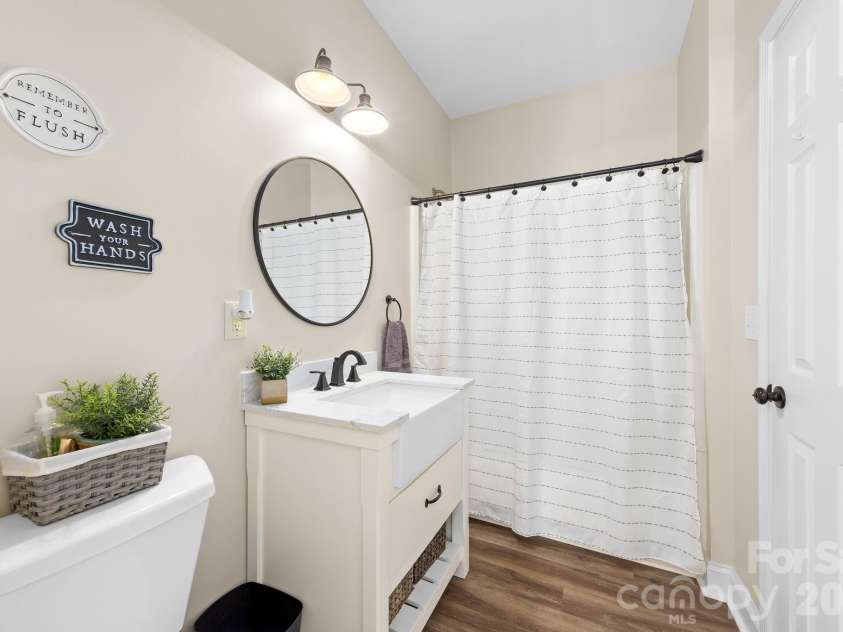 146 Comata Road, Mooresville, NC 28117.  MLS# CAR4380267, YatesRealty ID 22187. Full Bath on Main