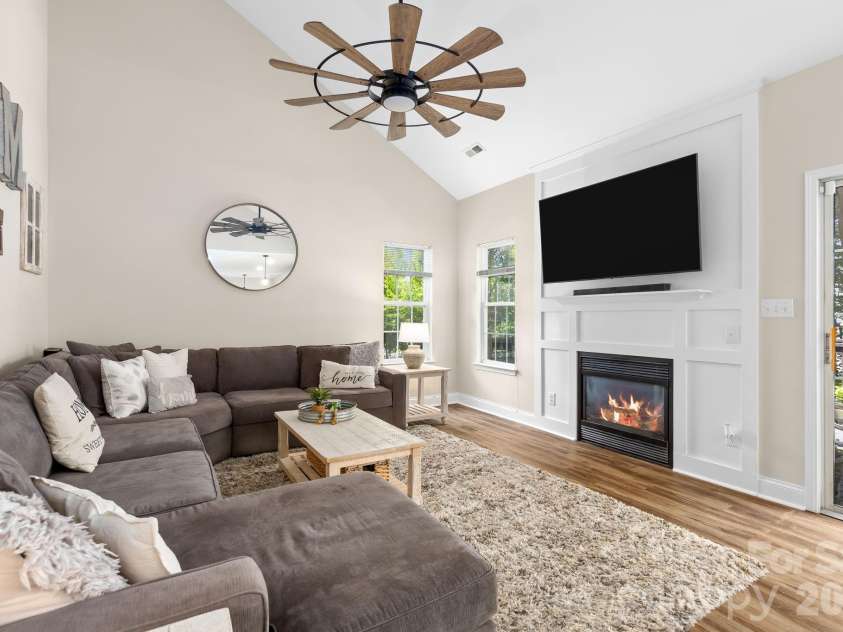 146 Comata Road, Mooresville, NC 28117.  MLS# CAR4380267, YatesRealty ID 22187. Great Room