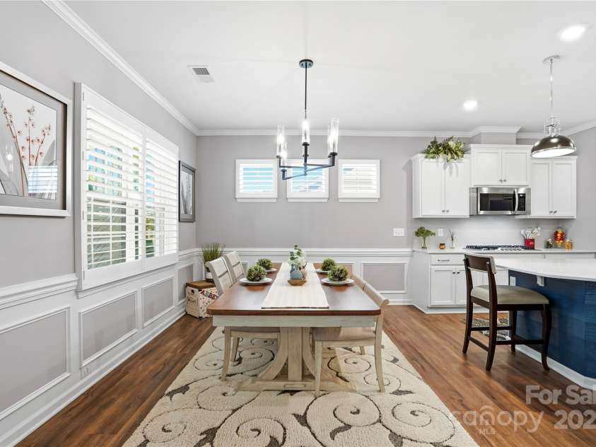 1224 Dali Boulevard, Mount Holly, NC 28120.  MLS# CAR4274726, YatesRealty ID 22189. Dining area