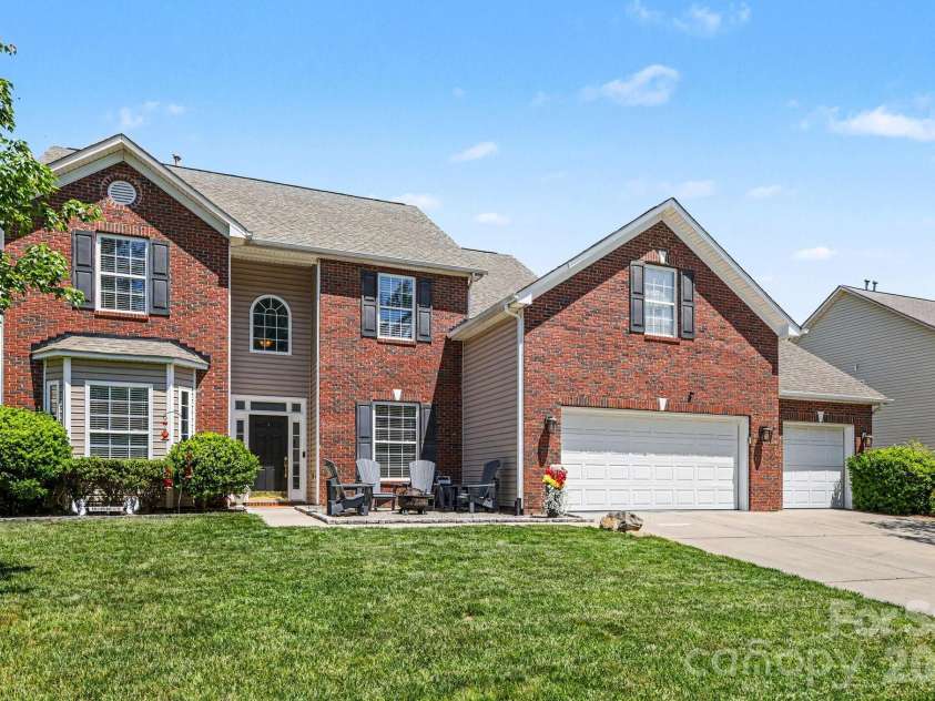 3028 Streamlet Way, Indian Trail, NC 28110.  MLS# CAR4378503, YatesRealty ID 22189. 