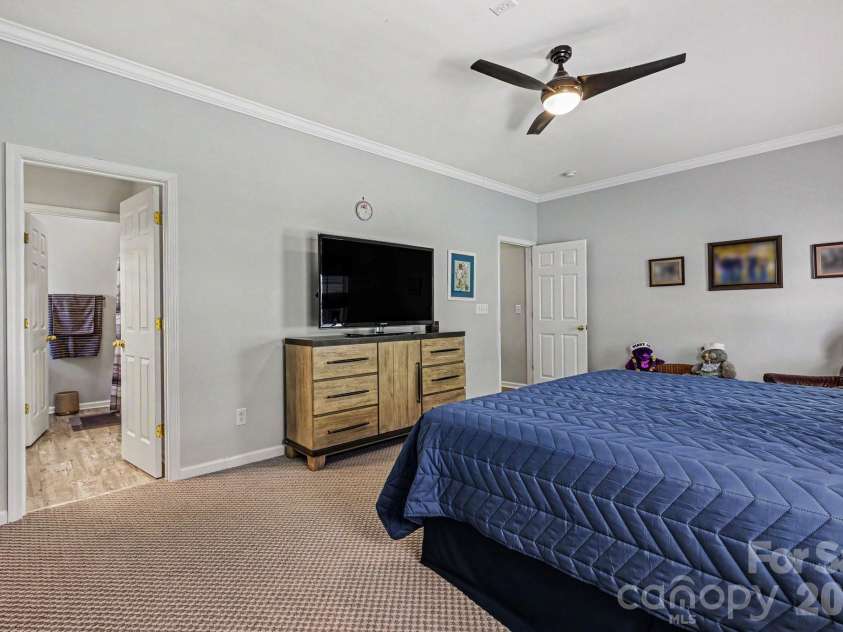 3028 Streamlet Way, Indian Trail, NC 28110.  MLS# CAR4378503, YatesRealty ID 22189. 