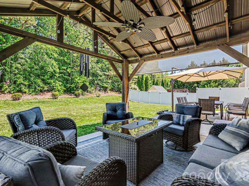 3028 Streamlet Way, Indian Trail, NC 28110.  MLS# CAR4378503, YatesRealty ID 22189. 
