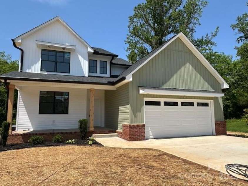 1906 Maius Drive, Conover, NC 28613.  MLS# CAR4231419, YatesRealty ID 2219. 