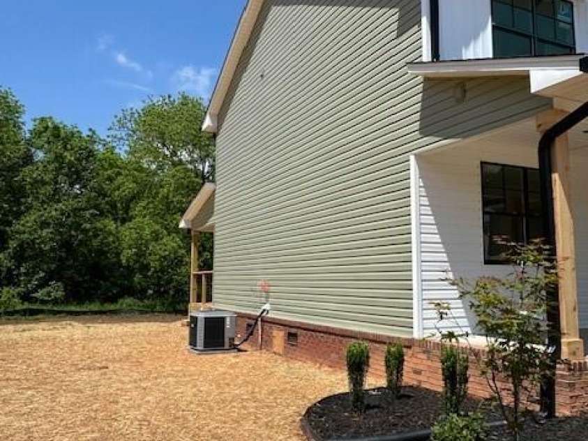 1906 Maius Drive, Conover, NC 28613.  MLS# CAR4231419, YatesRealty ID 2219. 