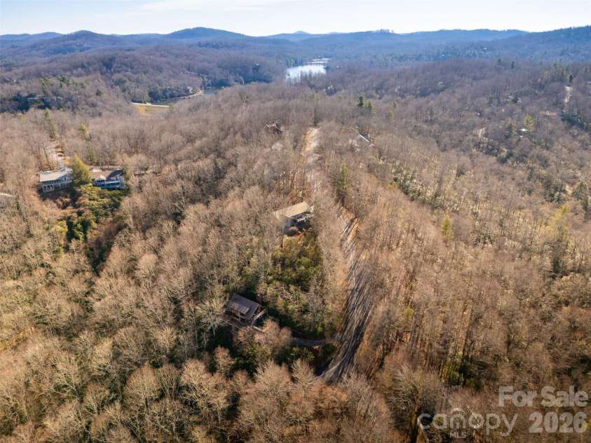 206 Tsisdvna Lane, Brevard, NC 28712.  MLS# CAR4334880, YatesRealty ID 2219. 4 community lakes to enjoy