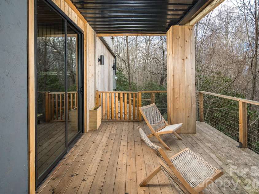 206 Tsisdvna Lane, Brevard, NC 28712.  MLS# CAR4334880, YatesRealty ID 2219. Oversize Sliding Glass Door 